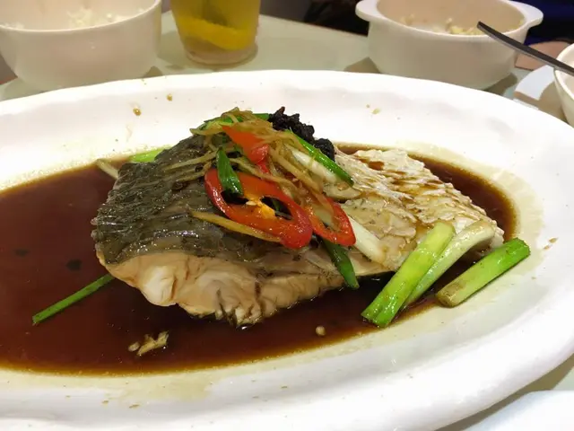 蒸鯇魚腩餐
