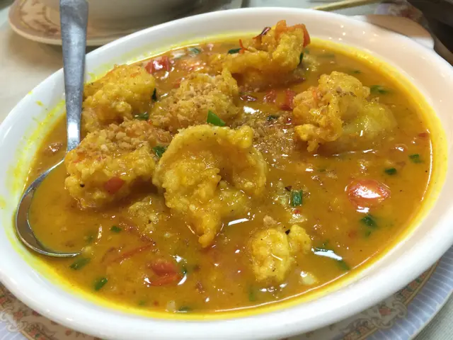 蝦球新鮮,肉厚彈牙。用葡汁來製蝦球很特別, 和蝦球陰陽調和。