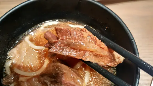 半筋半肉牛肉麵