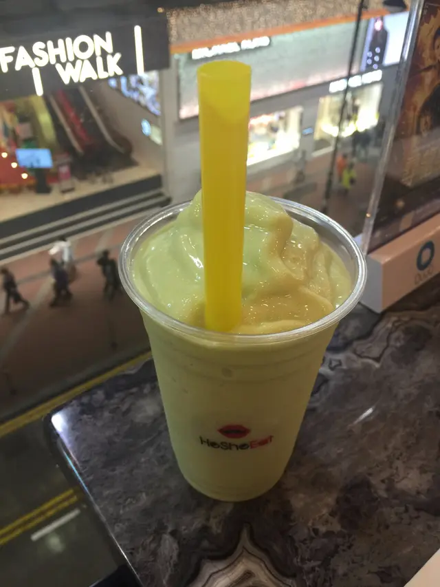 Avocado Yogurt Smoothie