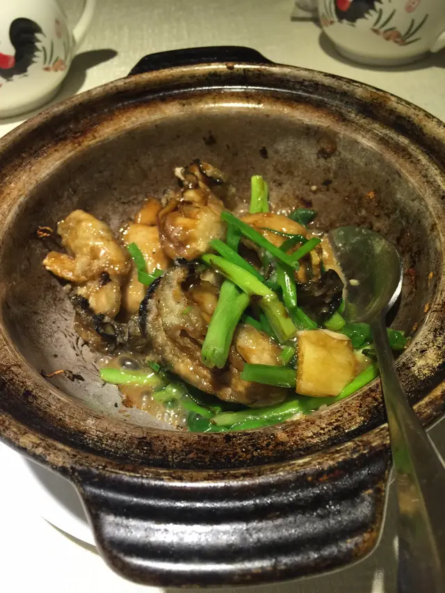 薑蔥美國桶蠔煲