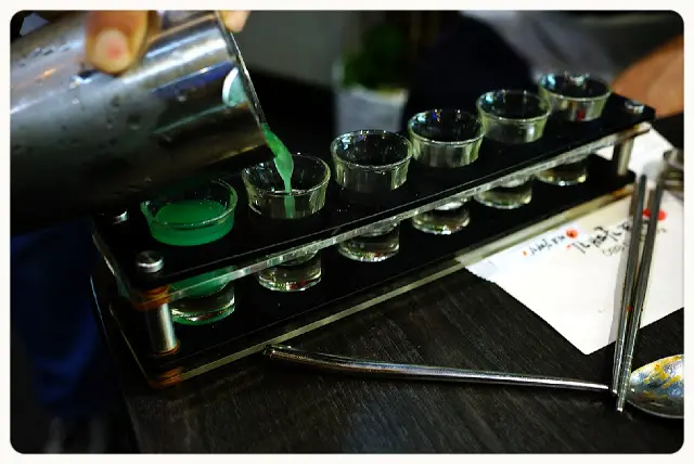 生日的朋友可免費獲贈一款名叫rainbow cocktail的飲品