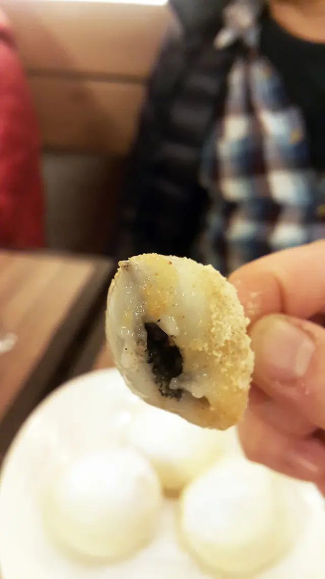 迷你擂沙湯丸(8粒$36)