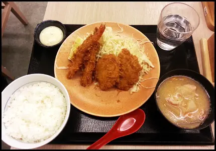 吉列炸蝦豬柳定食