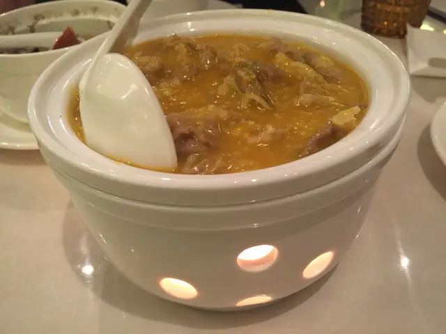 金湯小米煮肥牛