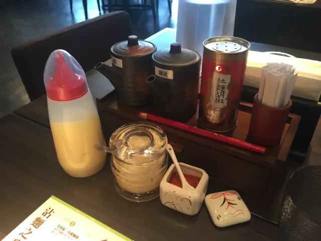 各式調味架