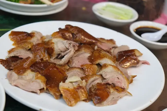 北京片皮鴨 (全隻)