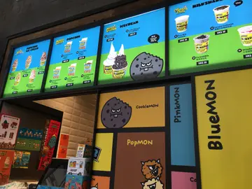 枱头望上去....餐牌