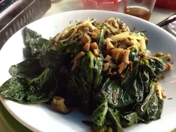 梅菜蒸菜心
