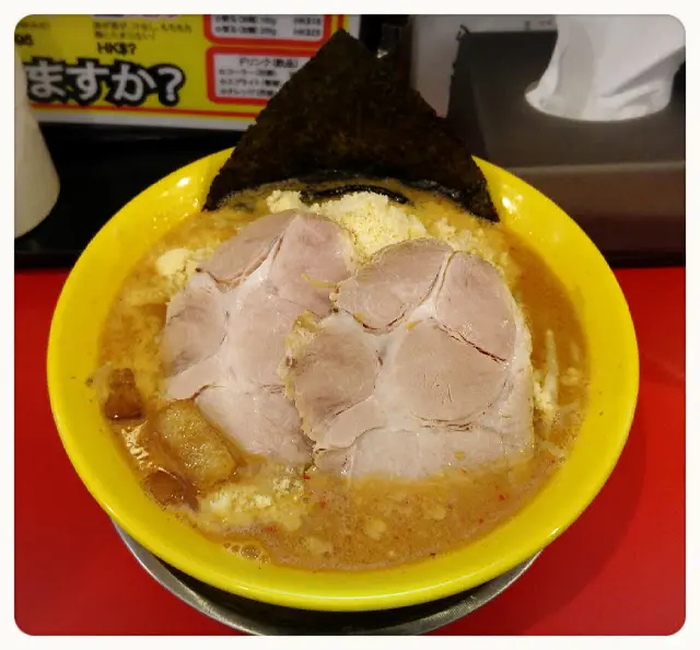 其中一款重口味的芝士拉麵, 看似是平平無奇的一碗拉麵