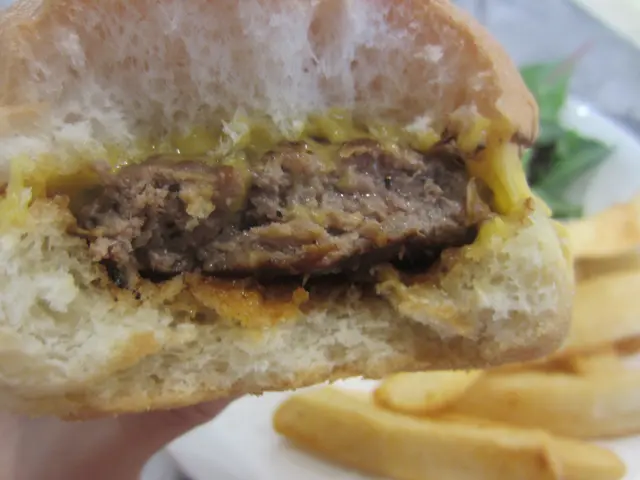 頂級安格斯牛肉漢堡