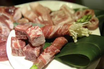 蘆筍牛肉卷、金菇牛肉卷及牛枊粒
