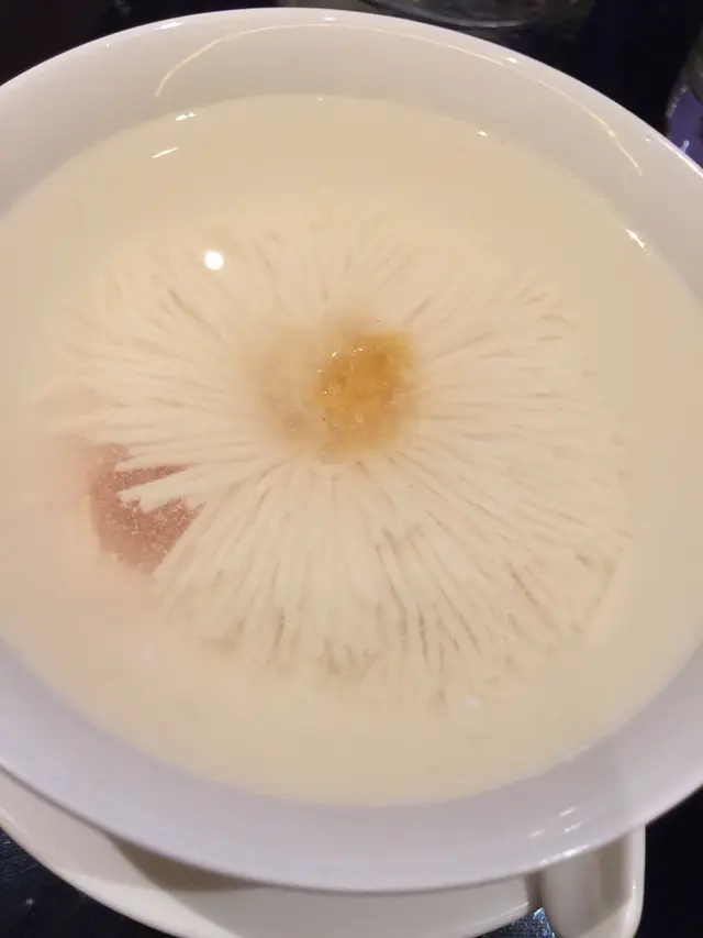 貢品桃膠功夫豆腐花