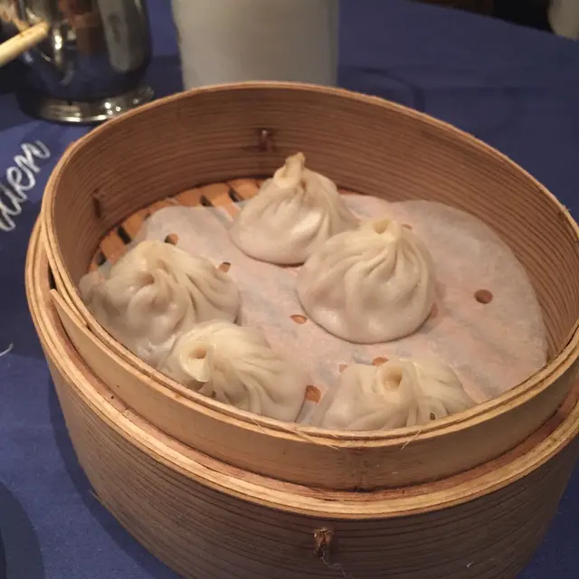 皮薄餡靚,不過個人對鼎泰豐既小籠包比較情有獨鍾。