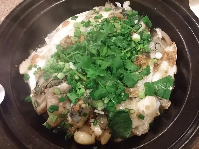 生煏大魚頭煲
