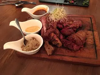 德國鹹豬手