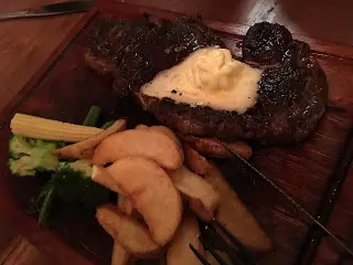 煙燻烤安格斯肉眼牛扒