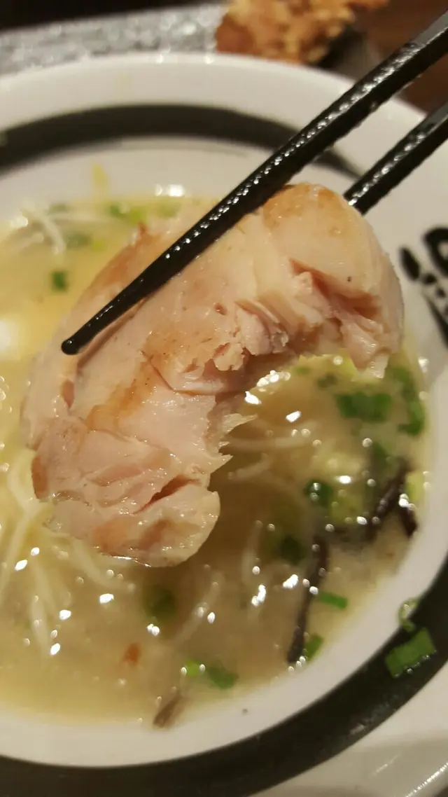 雞叉燒味玉雞白湯拉麵