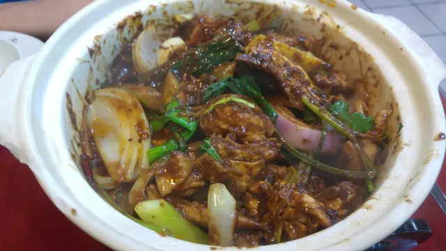 麻辣雞鍋半隻