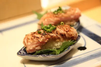 火炙吞拿魚腩壽司