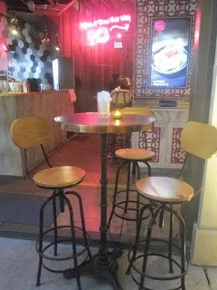 下層主要給客人把酒談心