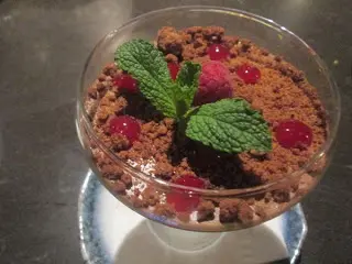 賣相挺高貴優雅