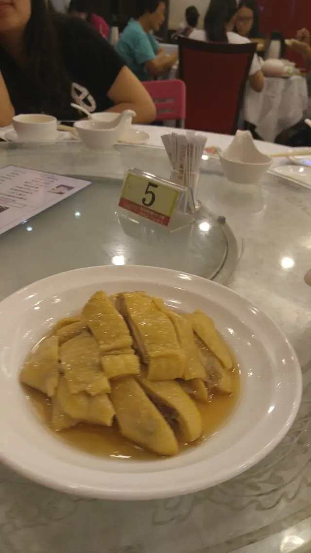酒味重,雞肉滑.可接受