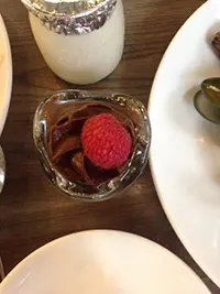 朱古力 mousse, 奶涷