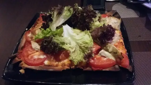 烤雞肉腸pizza