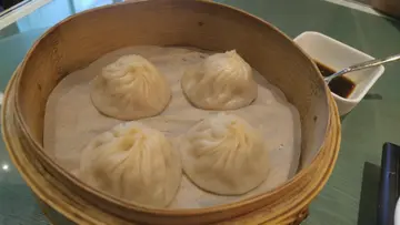 灌湯小籠包