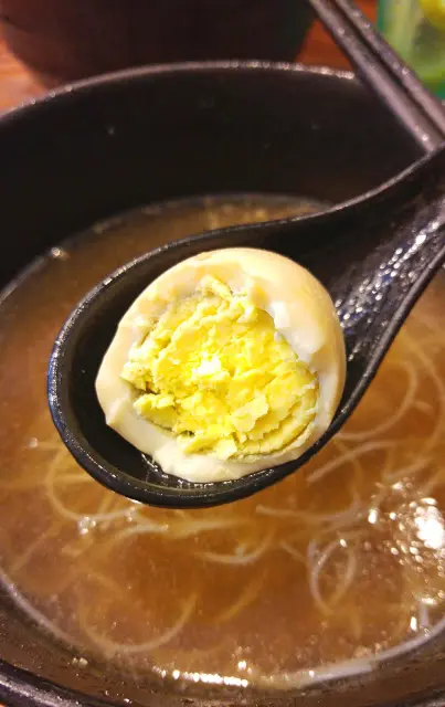 不過咬開蛋味頗香