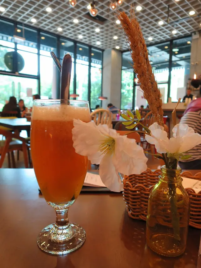 蘋果蜜桃鮮打綠茶