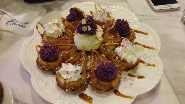 紫薯迷人窩夫配豆腐雪糕