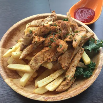 Chickeb  breast  &  fries