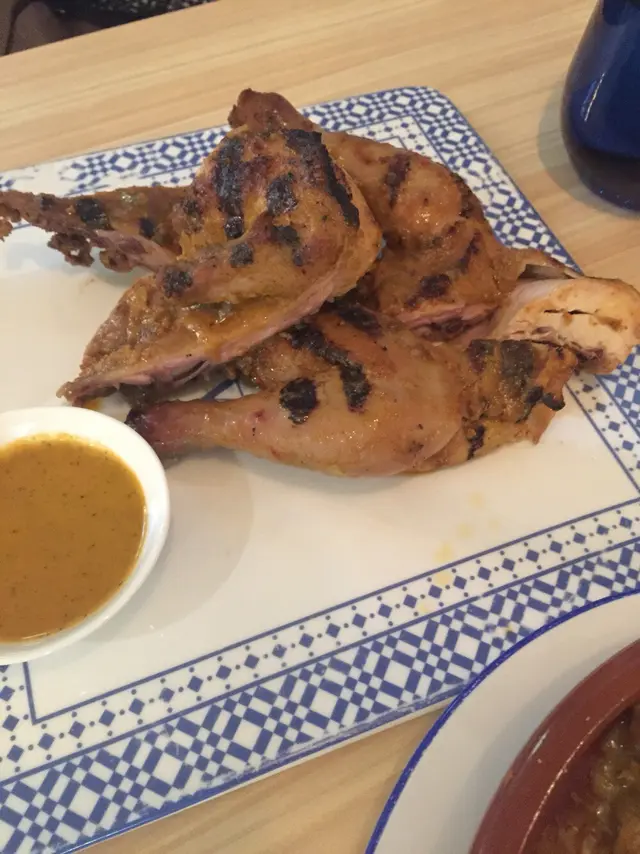 招牌炭燒霹靂春雞