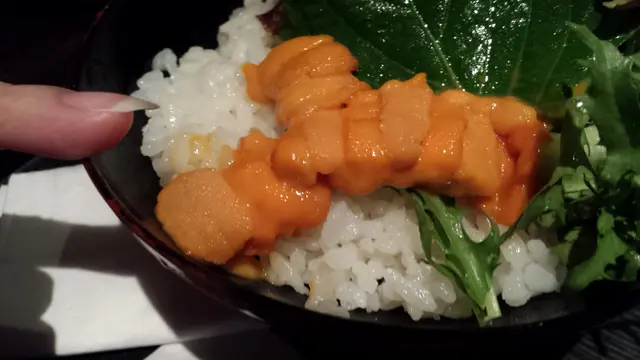 極上二段丼~海膽