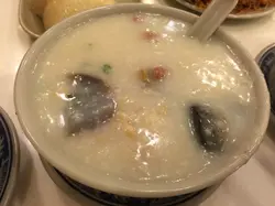 皮蛋瘦肉粥