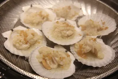 蒜蓉粉絲蒸特大元貝皇