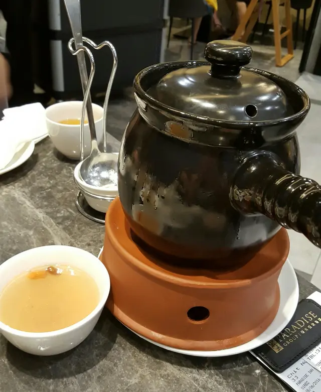 原盅藥材燉雞湯