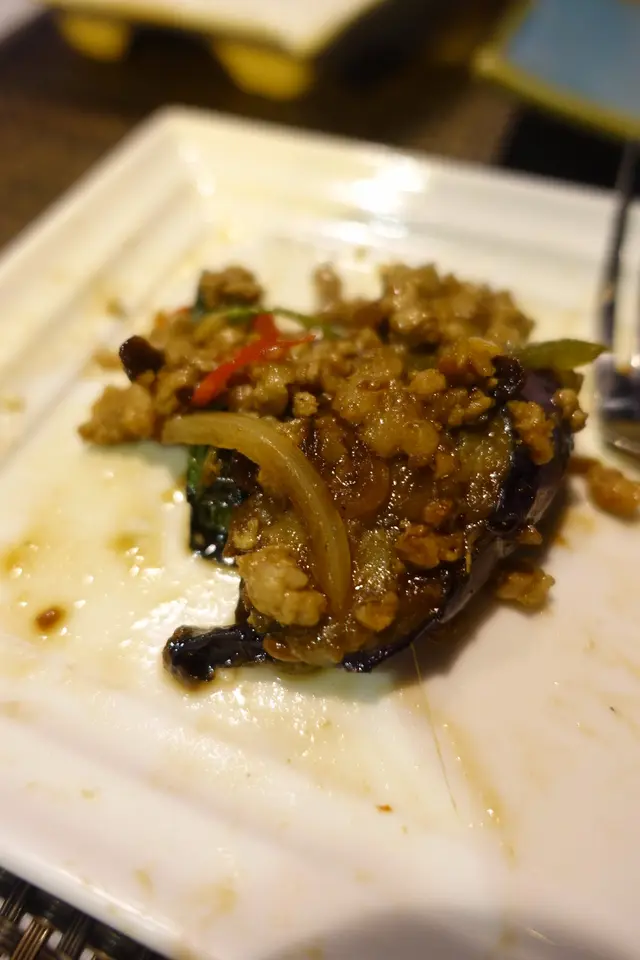 香茅及彩椒同炒,口感豐富