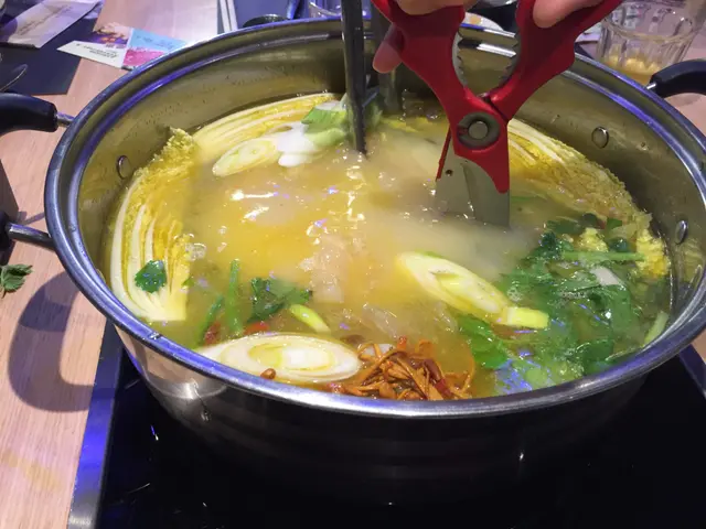 火鍋頸花膠冬瓜濃雞湯