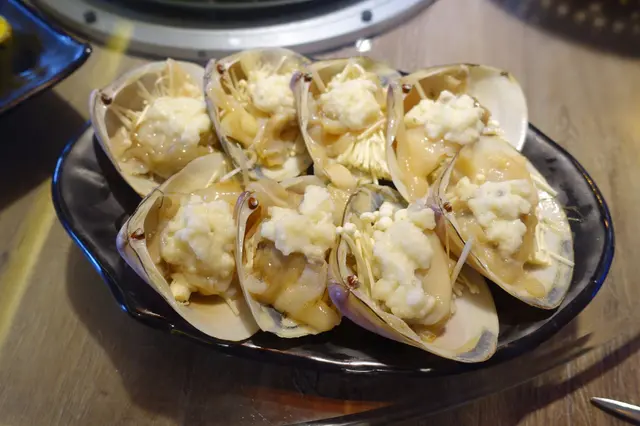 貴妃蚌肉厚飽滿鮮甜有嚼勁！