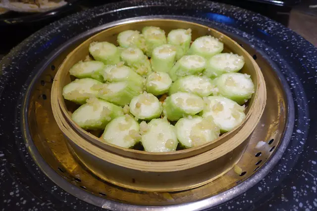 食完一頓豐富濃膩的海鮮大餐，清一清味蕾也來得不錯吧！