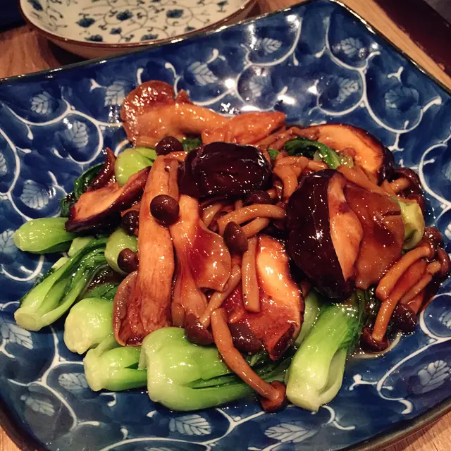 三菇小唐菜