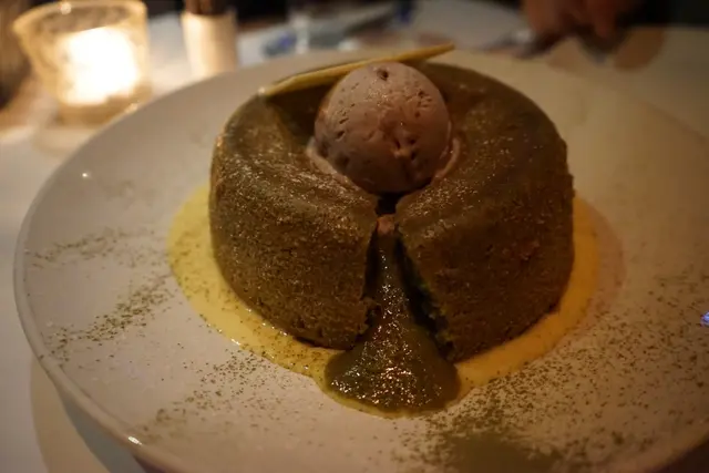 餐廳招牌作,巨型心太軟。