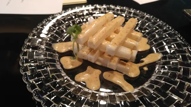 日本蘿蔔芝麻醬沙律