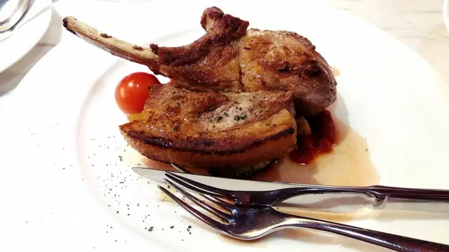 烤西班牙黑毛豬鞍