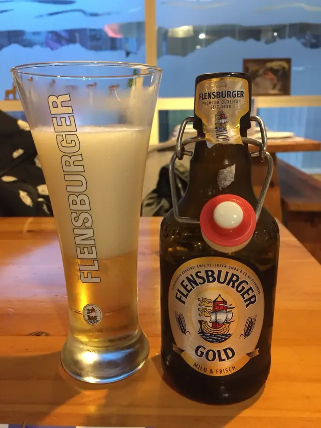 店員話呢支比較light，果然冇呃我地，真係幾淡口