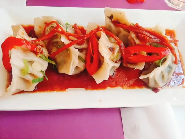 比較油膩，底下的汁也很酸