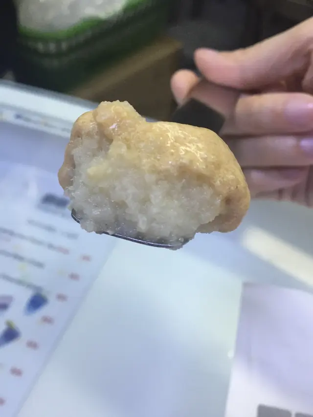 龍蝦慕絲配魚子醬、椰菜花